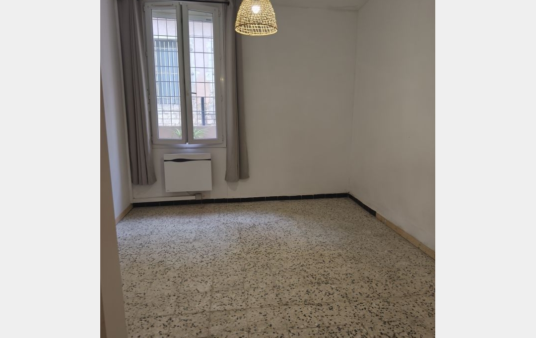 IMMOBILIER ET FINANCE : Appartement | NIMES (30000) | 25 m2 | 430 &euro; 