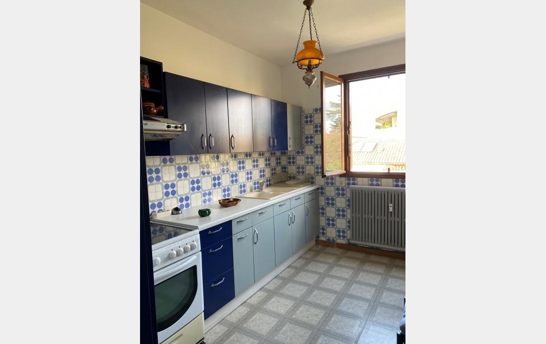 IMMOBILIER ET FINANCE : Apartment | NIMES (30000) | 82 m2 | 178 000 € 