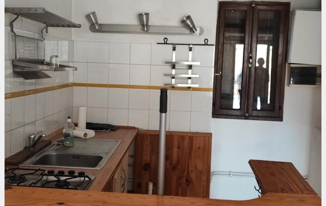IMMOBILIER ET FINANCE : Maison / Villa | ARPAILLARGUES-ET-AUREILLAC (30700) | 200 m2 | 260 000 € 