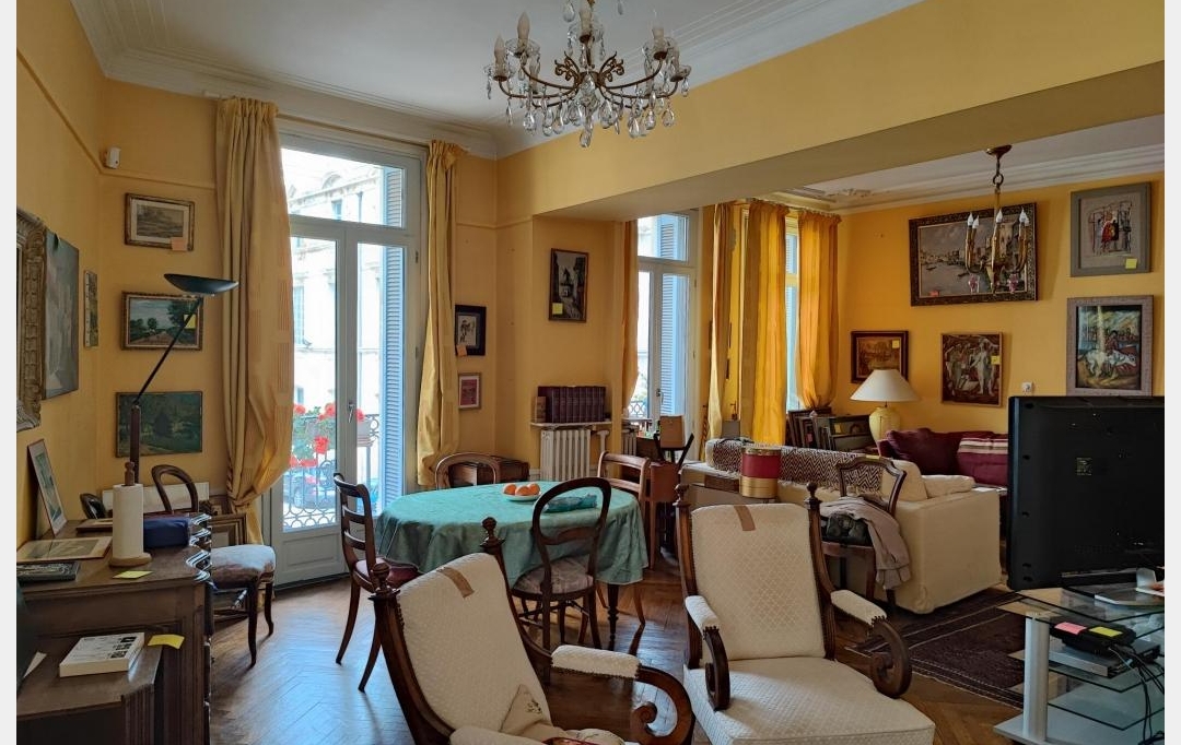 IMMOBILIER ET FINANCE : Appartement | NIMES (30000) | 191 m2 | 325 000 € 