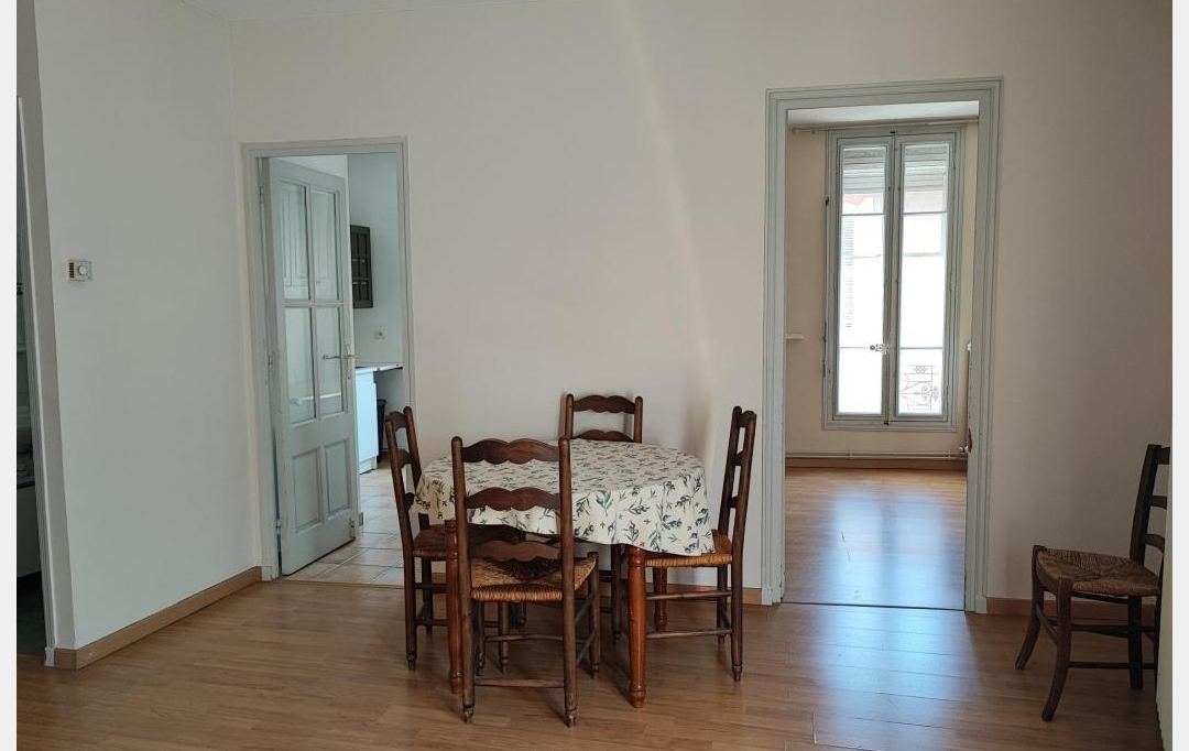 IMMOBILIER ET FINANCE : Maison / Villa | NIMES (30000) | 90 m2 | 178 500 € 