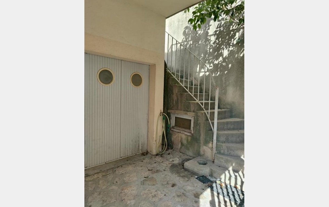 IMMOBILIER ET FINANCE : Maison / Villa | NIMES (30000) | 90 m2 | 178 500 € 