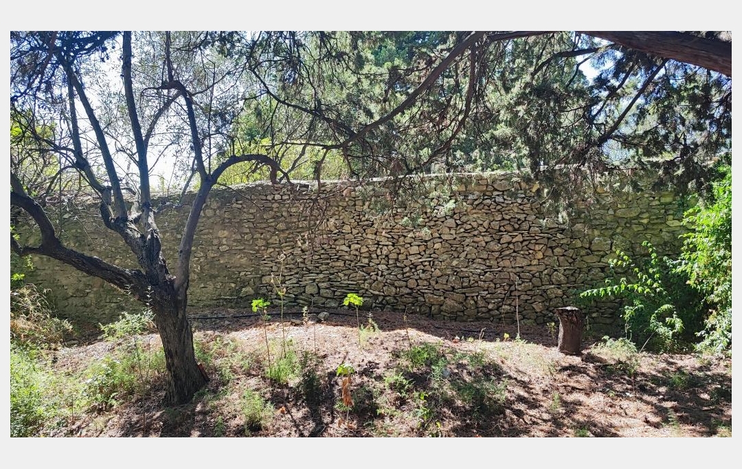 IMMOBILIER ET FINANCE : Terrain | NIMES (30000) | 0 m2 | 490 000 € 