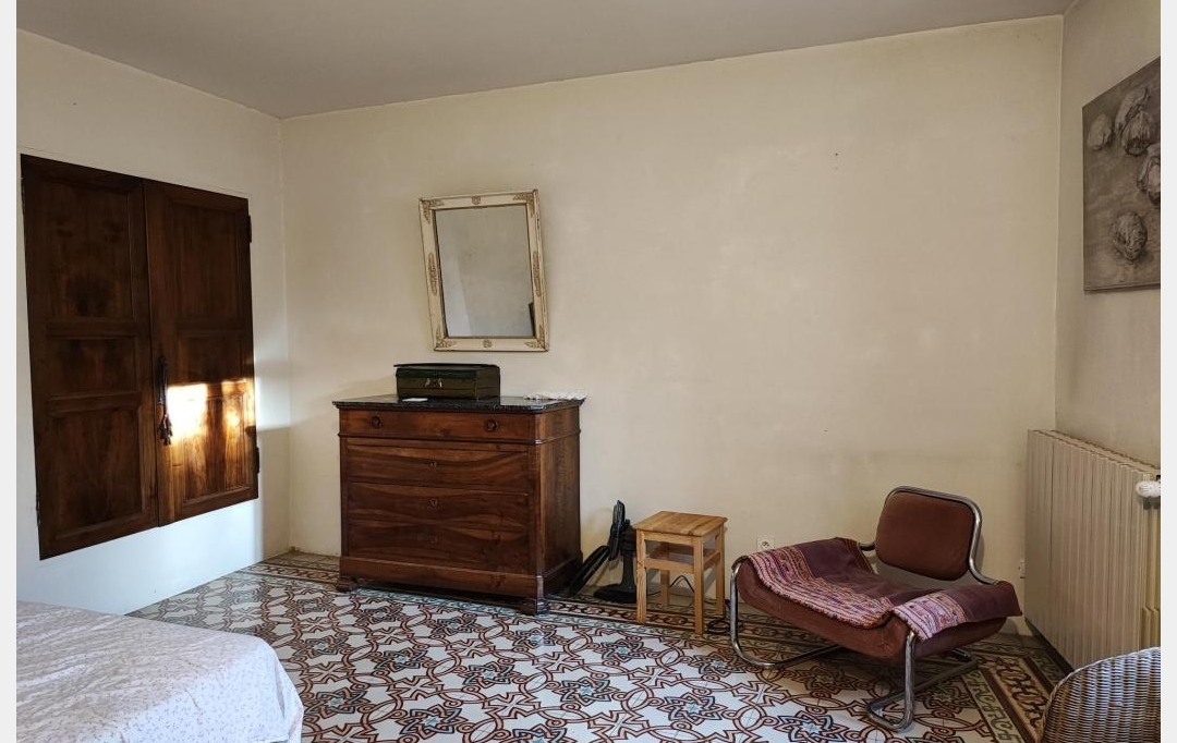 IMMOBILIER ET FINANCE : Maison / Villa | NIMES (30000) | 92 m2 | 475 000 € 