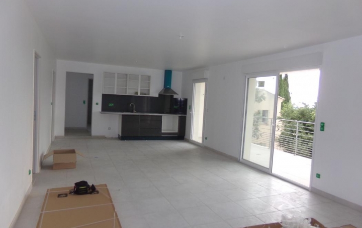 IMMOBILIER ET FINANCE : Appartement | CABRIERES (30210) | 90 m2 | 1 080 € 