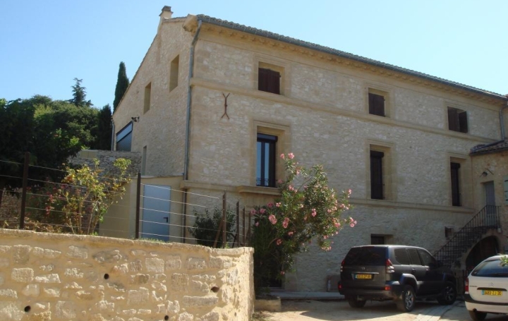  IMMOBILIER ET FINANCE Maison / Villa | SAINT-MAXIMIN (30700) | 125 m2 | 1 200 € 