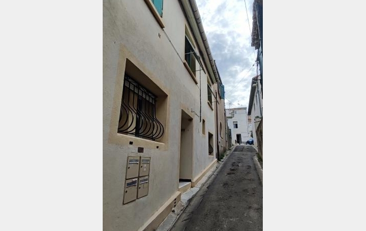 IMMOBILIER ET FINANCE : Apartment | NIMES (30000) | 15 m2 | 295 € 