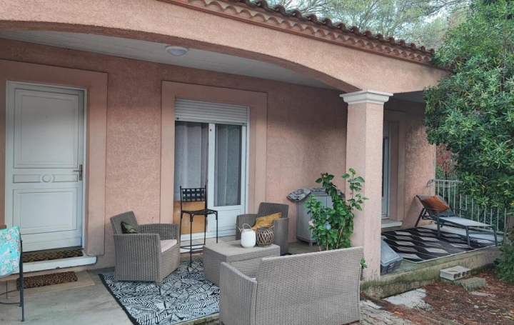  IMMOBILIER ET FINANCE Maison / Villa | NIMES (30000) | 64 m2 | 1 075 € 