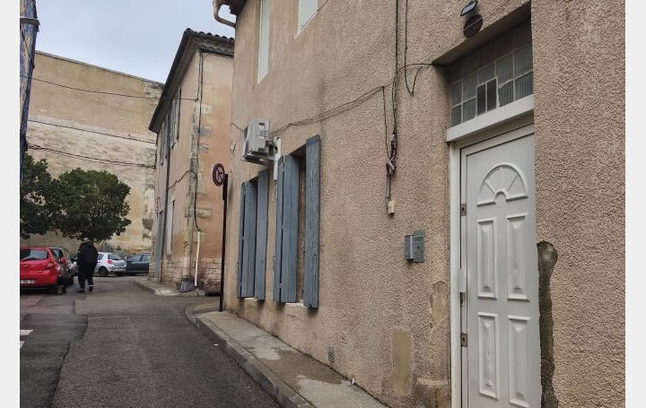 Appartement P1   NIMES  25 m2 430 € 