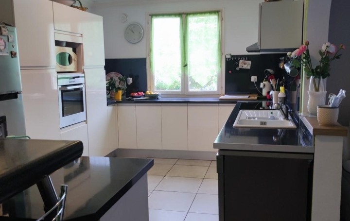 IMMOBILIER ET FINANCE : Maison / Villa | MONTAREN-ET-SAINT-MEDIERS (30700) | 100 m2 | 338 000 € 