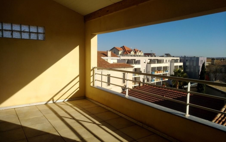 IMMOBILIER ET FINANCE : Appartement | NIMES (30000) | 87 m2 | 240 000 € 